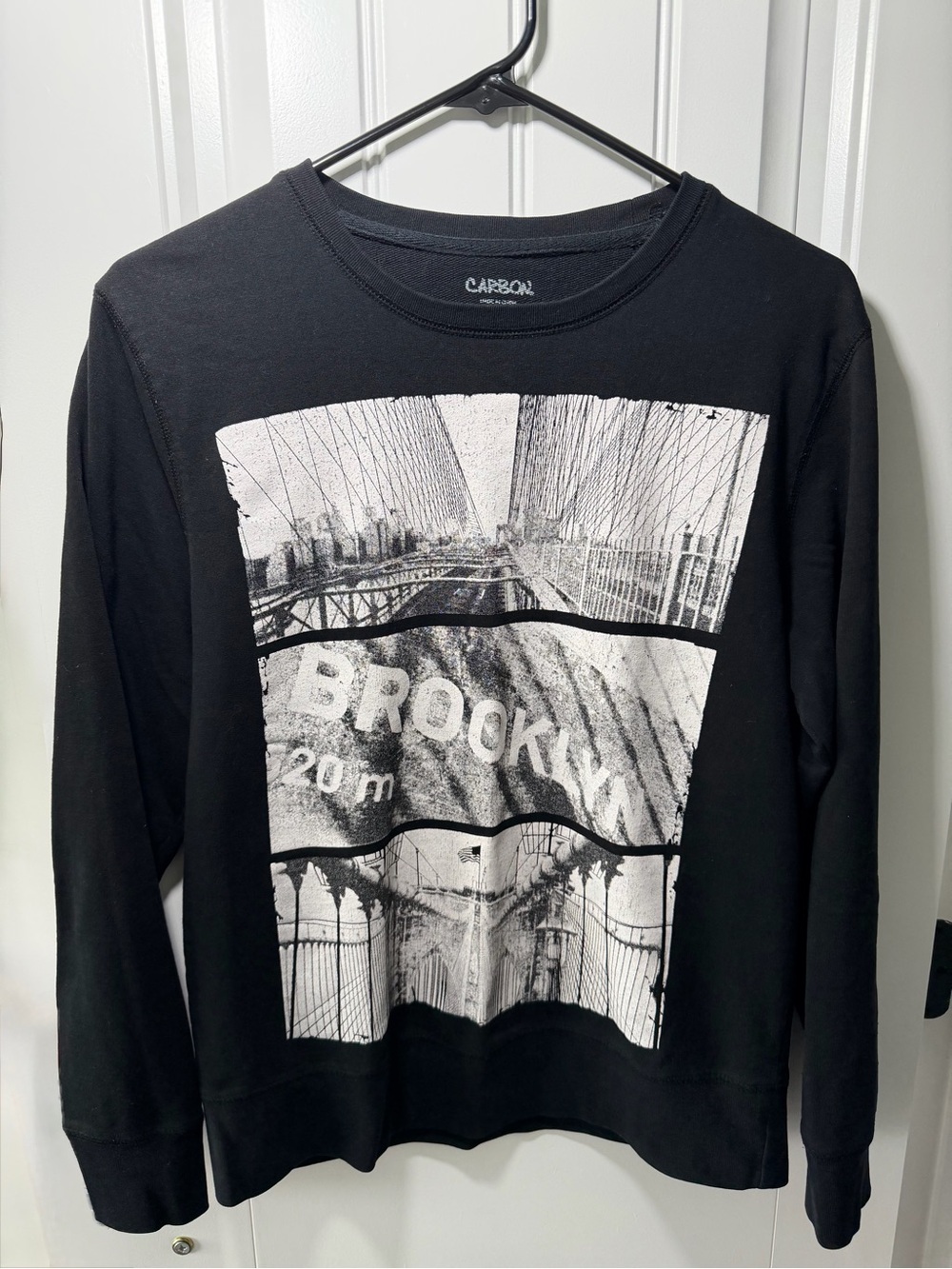 Carbon Black 'Brooklyn' Graphic Long Sleeve Sweat Shirt Sz S